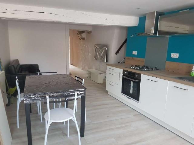 Maison location à Ménil, Mayenne