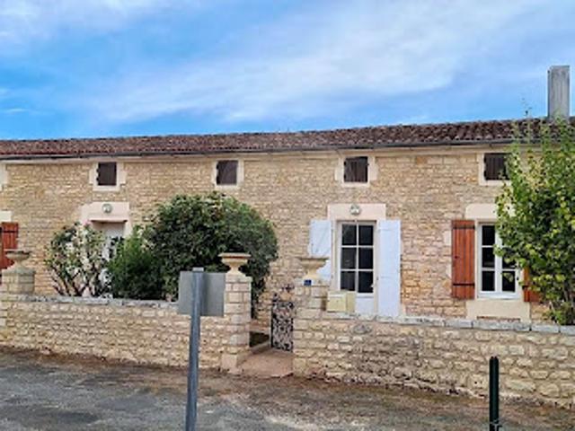 Maison location à Les Ardillères, Le Mung