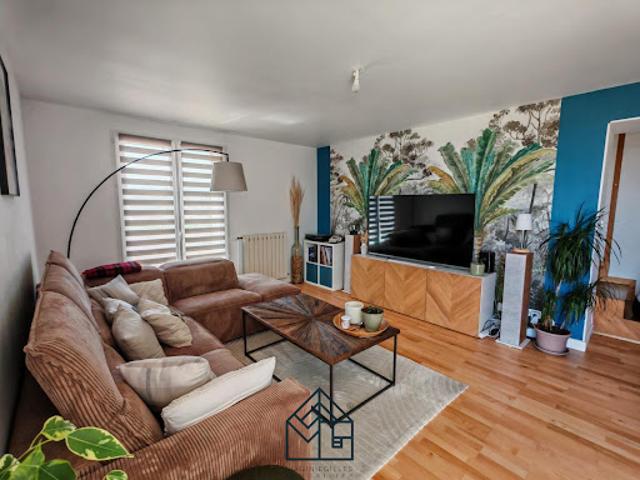 Maison location à Saint-romain-la-motte