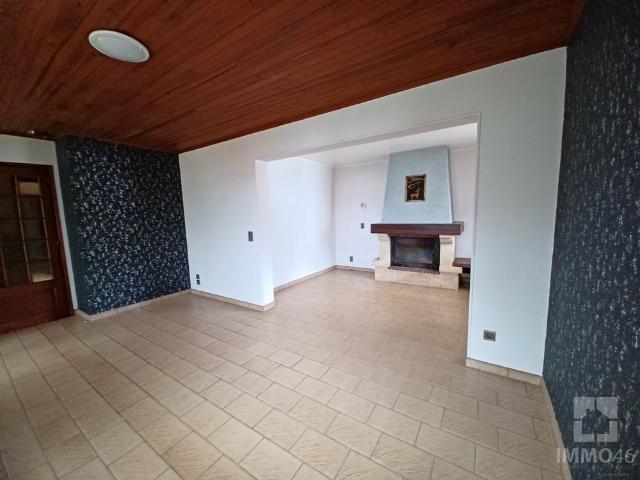 Maison location à Le Bourg Neuf-est, Puy-l'Évêque