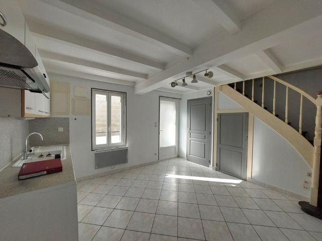 Maison location à Saintes