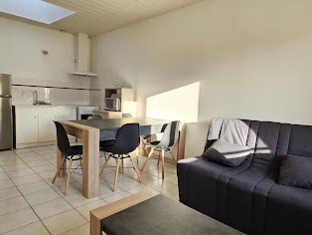 Maison location à Les Landes-Genusson, Vendée