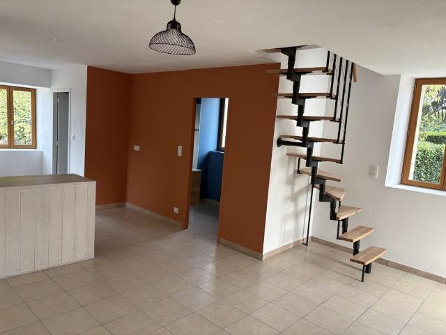 Maison location à Le Faux, Saint-Sornin-Lavolps
