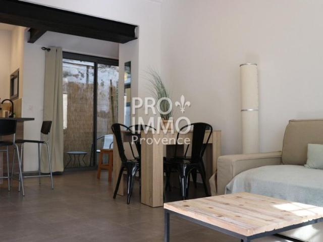 Maison location à Aix-en-Provence, Alleins