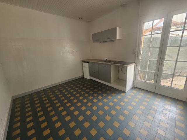 Maison location à Le Val-Saint-Germain