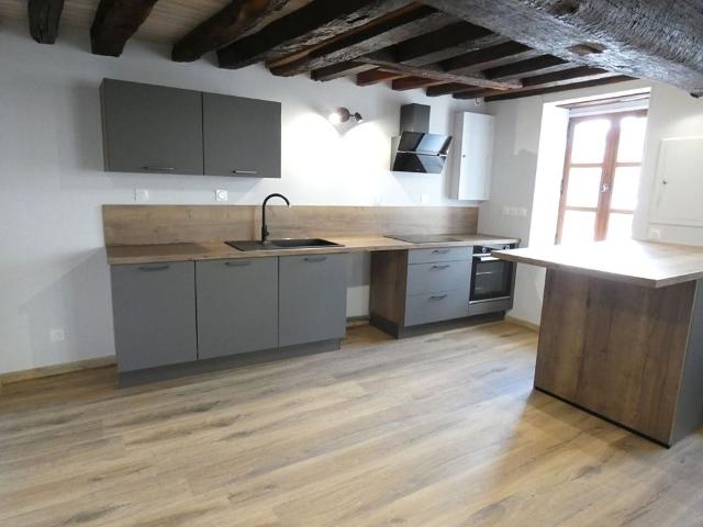 Maison location à Orléans, Neuville-aux-bois
