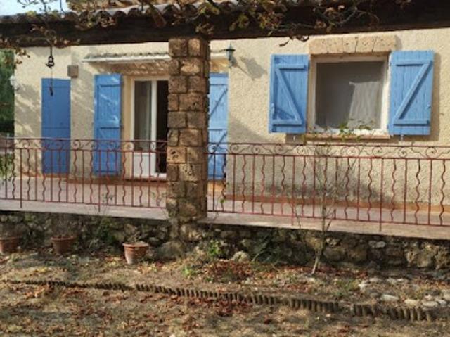 Maison location à Brignoles, Villecroze