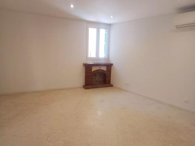 Maison location à Marseille, Auriol