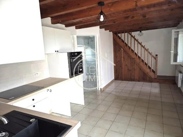 Maison location à Le Bourg-Est, Mérignas