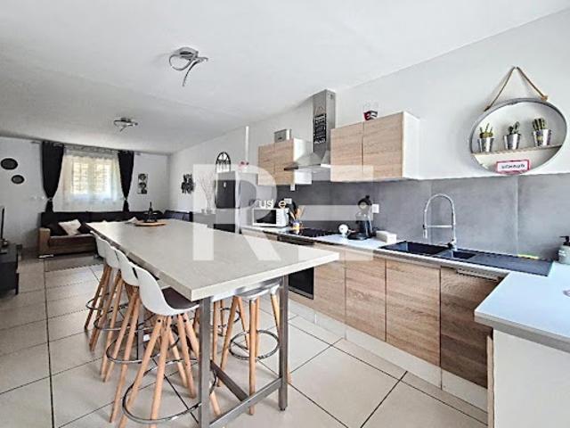 Maison location à Nîmes, Uchaud
