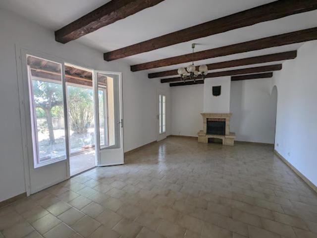 Maison location à Nîmes, Montaren-et-saint-médiers