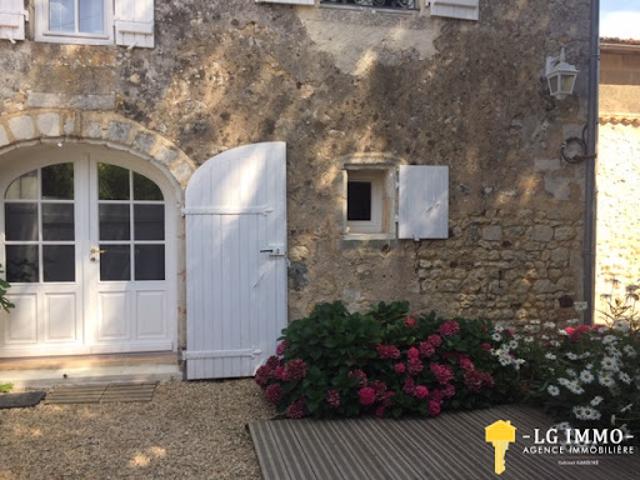 Maison location à Saint-thomas-de-conac, Les Tonnelles
