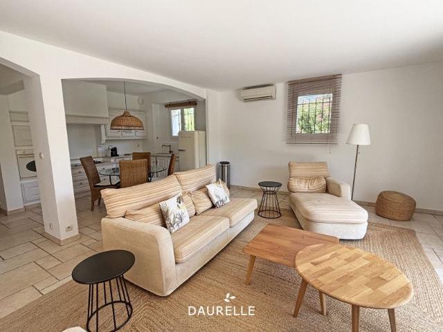 Maison location à Arles, La Salle Les Alpes