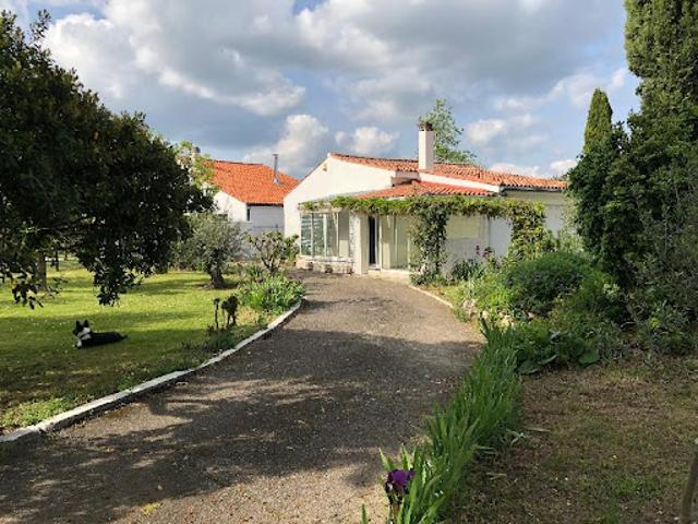 Maison location à Bordeaux, Carignan-de-bordeaux