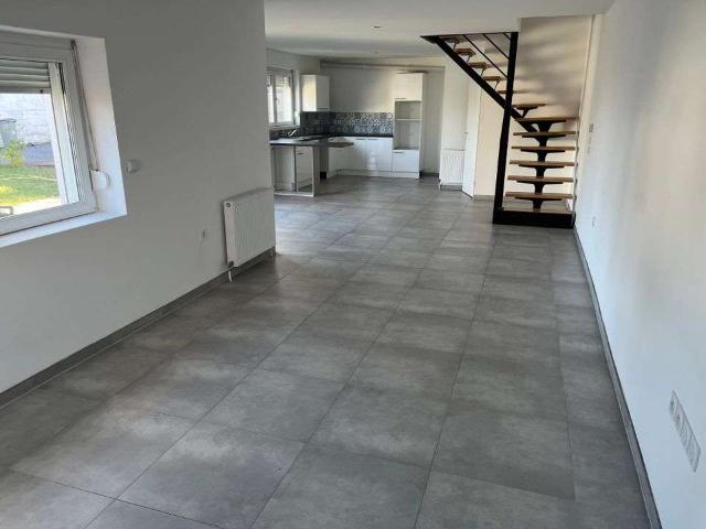 Maison location à Maisnil-lès-Ruitz, Pas-de-Calais