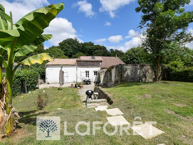 Maison location à Jonzac, Saint-dizant-du-bois