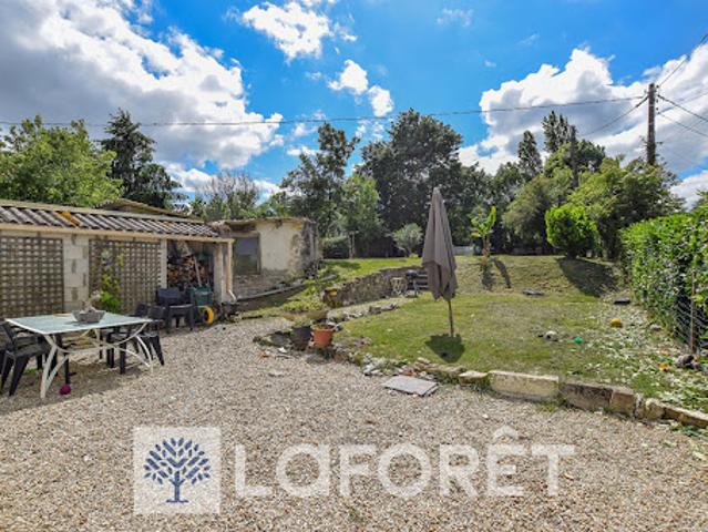 Maison location à Jonzac, Saint-dizant-du-bois