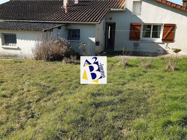 Maison location à Saint-Projet-Saint-Constant, La Rochefoucauld-en-Angoumois