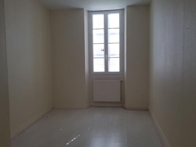 Maison location à Angles, Salles-d'Angles