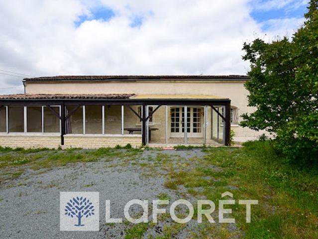 Maison location à Saintes, Nouvelle-Aquitaine