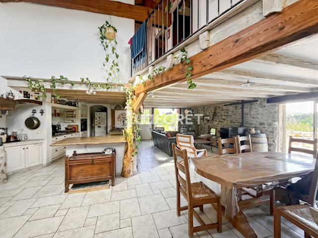 Maison location à Tournon-sur-Rhône, Champis