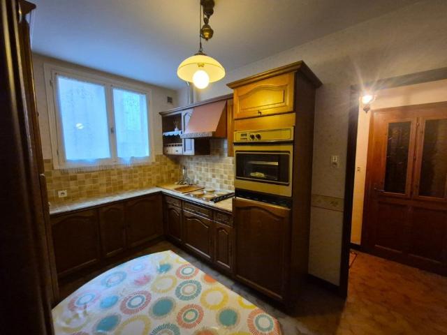 Maison location à le Haut des Champs, Épinac