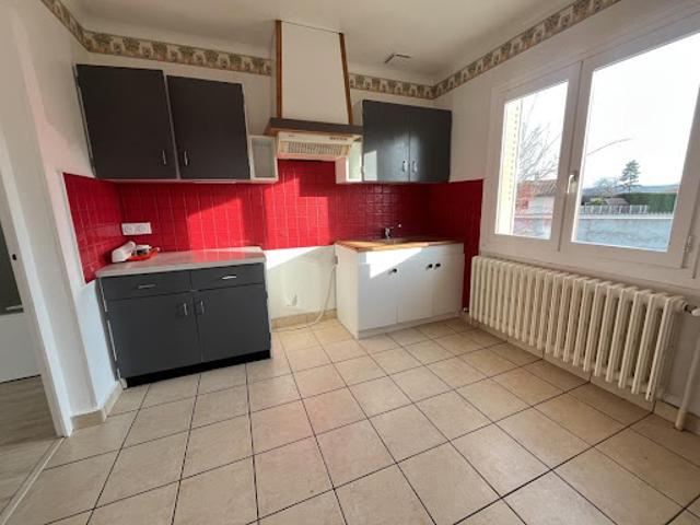 Maison location à Montbrison, Saint-romain-le-puy