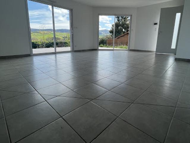 Maison location à Tournon-sur-Rhône, Auvergne-Rhône-Alpes
