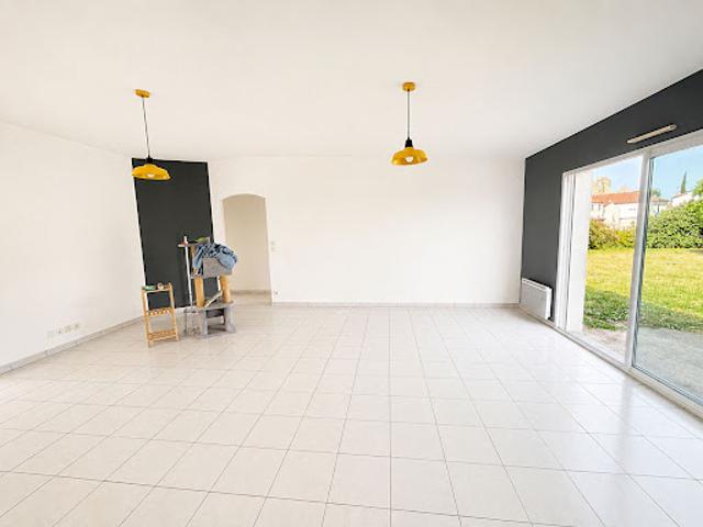 Maison location à Rochefort, Genouillé