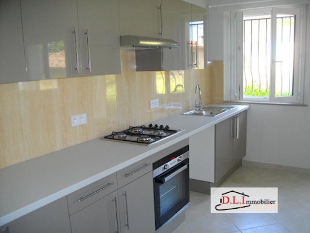 Maison location à France métropolitaine, Moissac