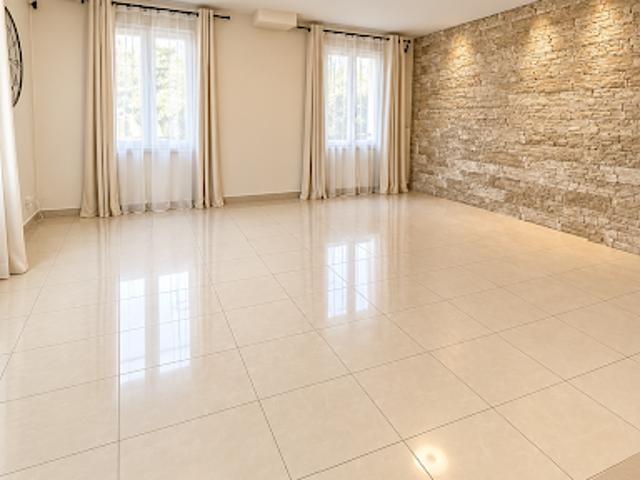 Maison location à Les Noyers, Pontoise