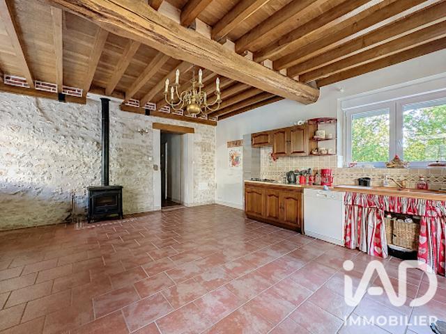 Maison location à Auxerre, Coulangeron