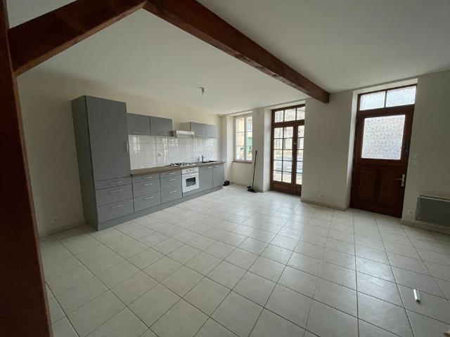 Maison location à Montmorillon, Sommières-du-clain