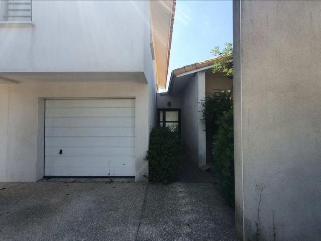 Maison location à Nîmes, Caveirac