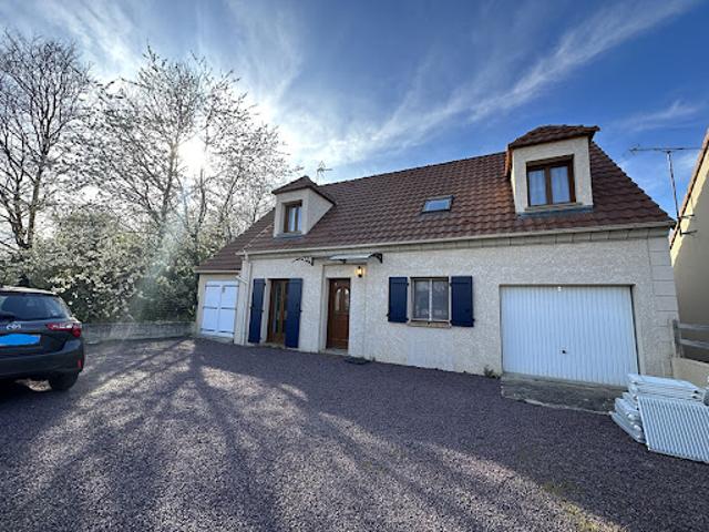 Maison location à Le Village, Égly