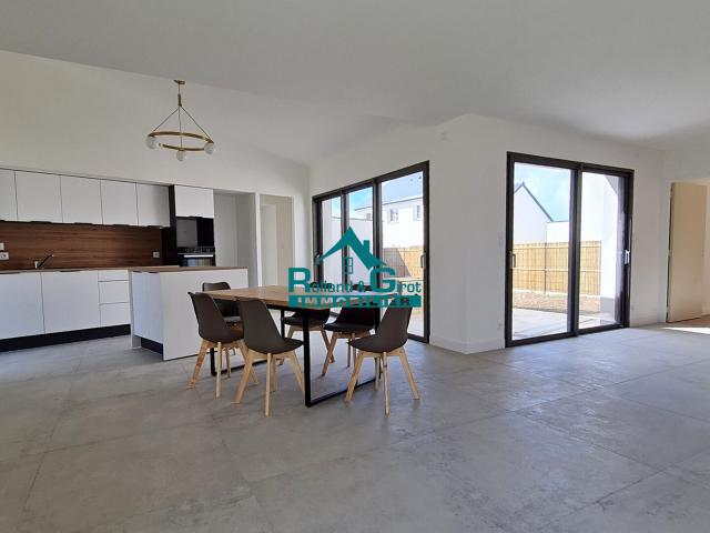 Maison location à L'Angevinais, Liffré