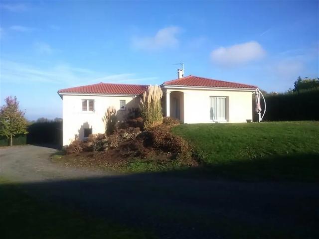 Maison location à Saint-bonnet-les-oules, Lotissement des Hortensias