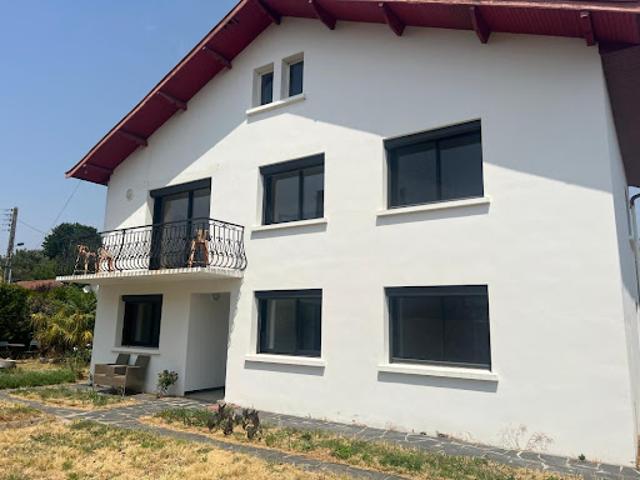 Maison location à Tarbes, Occitanie
