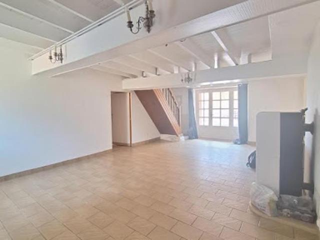 Maison location à Bellac, Razès