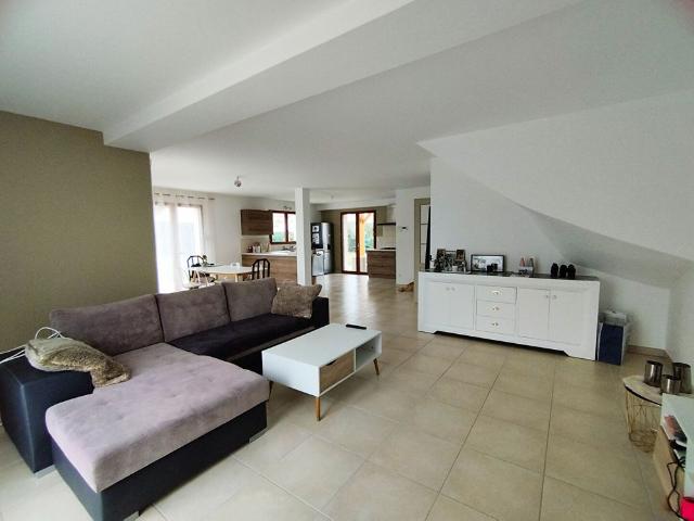 Maison location à Grenoble, La Buisse