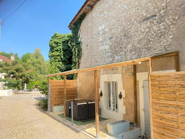 Maison location à Saint-Christophe-de-Chalais, Chalais