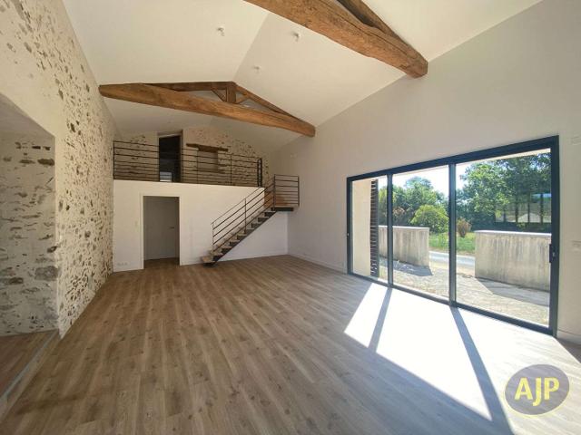 Maison location à Nantes, Corcoué-sur-logne
