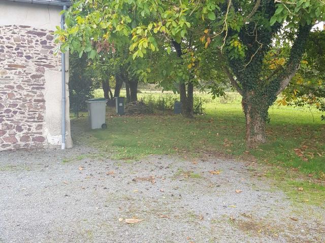 Maison location à Les Herbégements, Saint-Erblon
