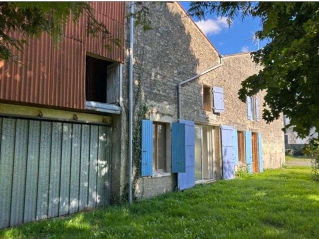 Maison location à Saint-Jean-d'Angély, Aulnay