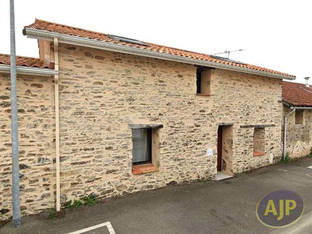 Maison location à Saint-Nazaire, Saint-hilaire-de-chaléons