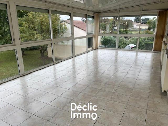 Maison location à France métropolitaine, Chasseneuil-du-poitou