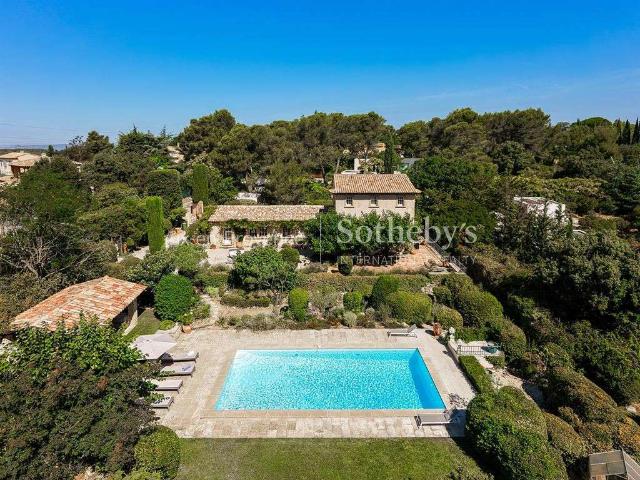 Maison location à Aix-en-Provence, Aix-en-provence