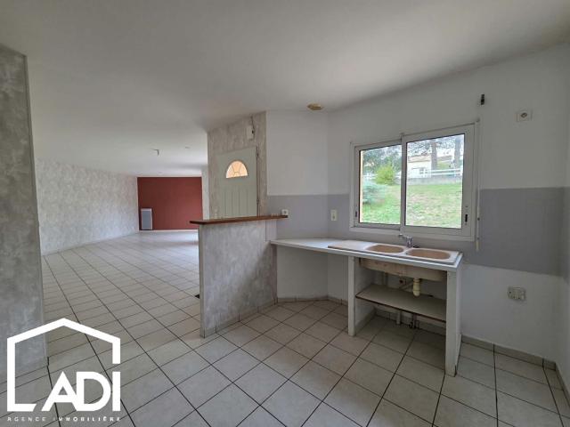 Maison location à Puymorillon, Saivres