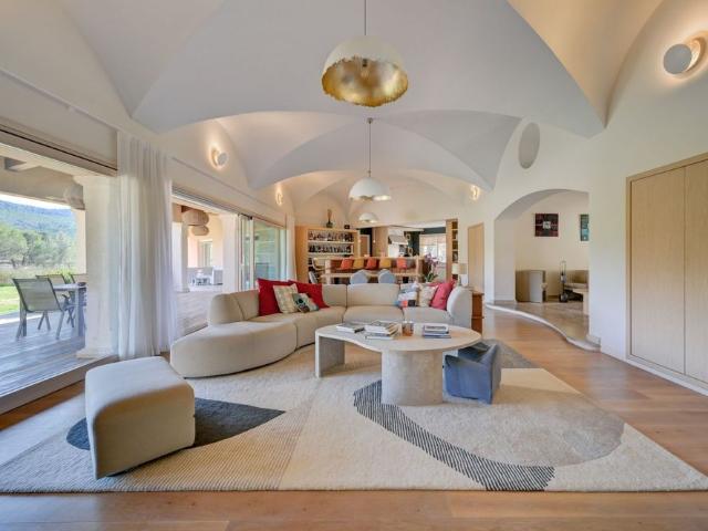 Maison location à Aix-en-Provence, Le Tholonet