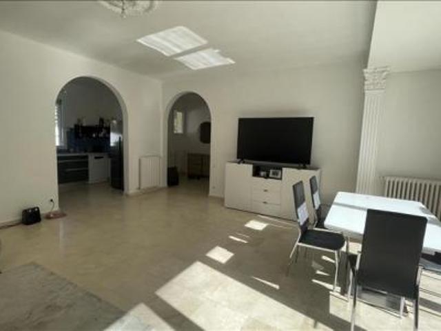 Maison location à Marseille, Carnoux-en-provence